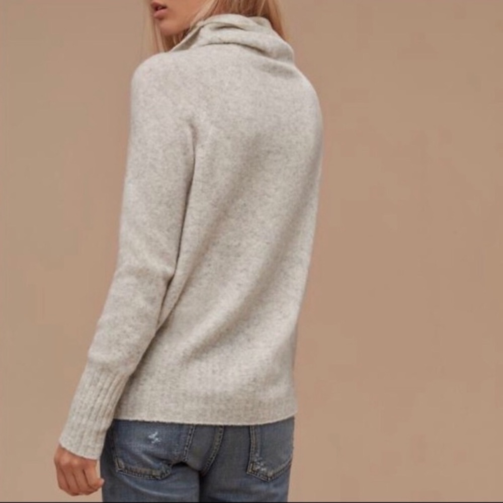SOLD 🖤Aritzia Community Plutarch Turtleneck swea - Picture 2 of 8
